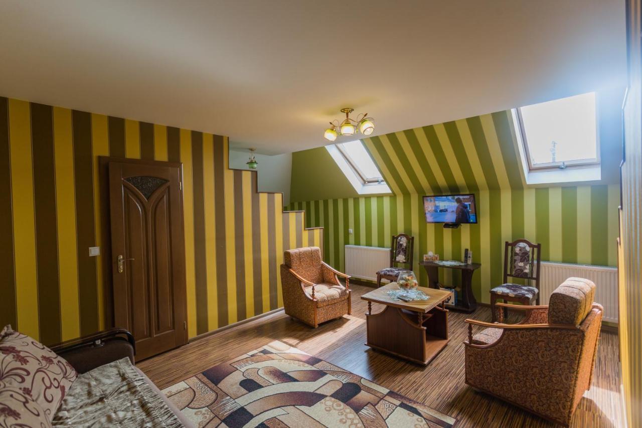 Sunrise Boutique Hotel Berehove  Ngoại thất bức ảnh